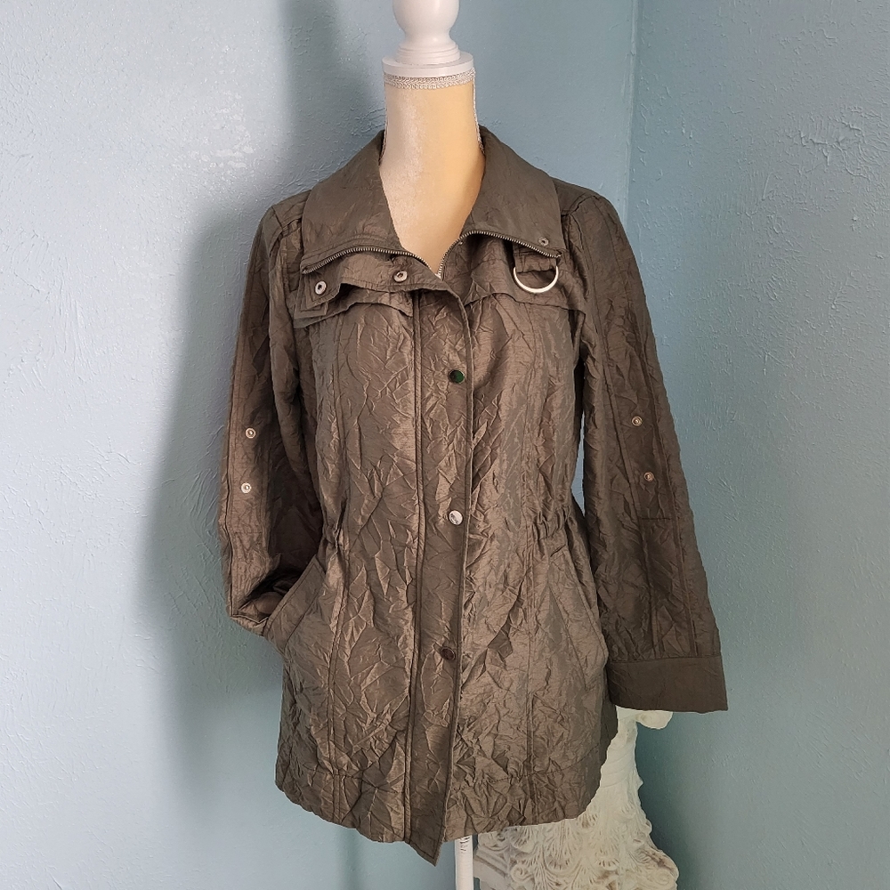 Due Per Due olive green crinkly utility jacket C48
